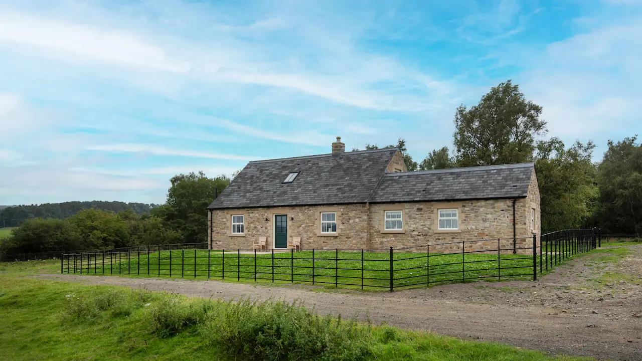 Risingham House Farm Track To The Rear Of The Cottage